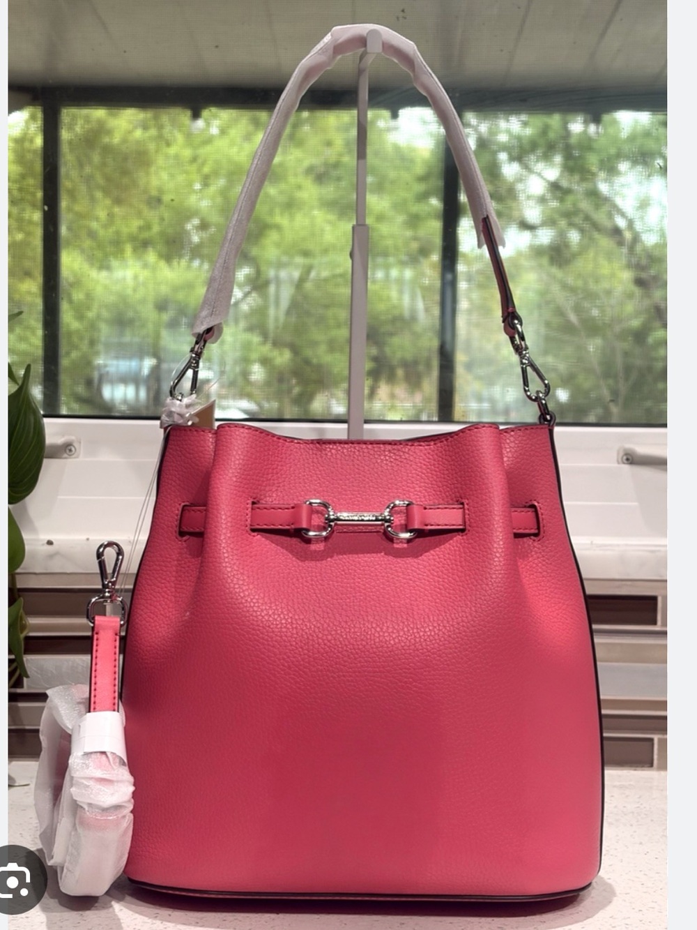 Carson Medium Pebbled Leather Convertible Bucket Crossbody Bag